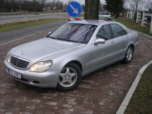 Pārdod Mercedes-Benz S400