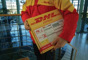 Darbs DHL noliktavās