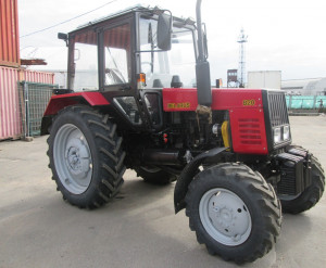 Jauns MTZ-820