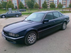 Pārdod BMW 725, 1997